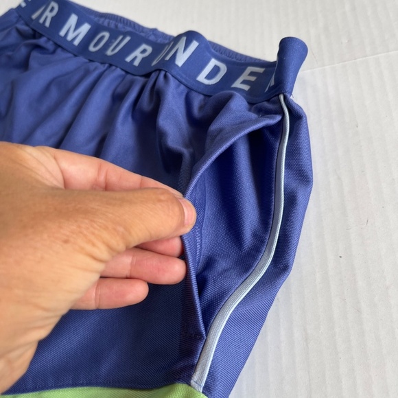 Under Armour Sz M Purple Neon Lime Womens Running Pockets Shorts Stretch Pull On - Picture 3 of 9